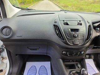 /photos/11403/0d2603d2-a5f6-4aa9-8adf-f407c30db856_i320x240.jpg