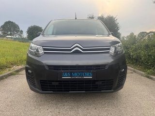 /photos/11403/3d78f0a5-41e4-442a-954e-52e700375232_i320x240.jpg
