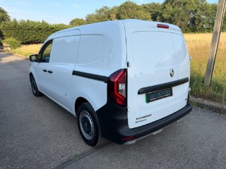 /photos/11403/ae867942-50bc-46ec-ab24-e62b356c13a4_i320x240.jpg